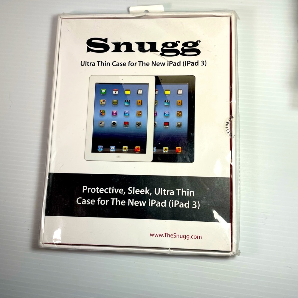 Snugg ultra thin case for iPad 3 NWT